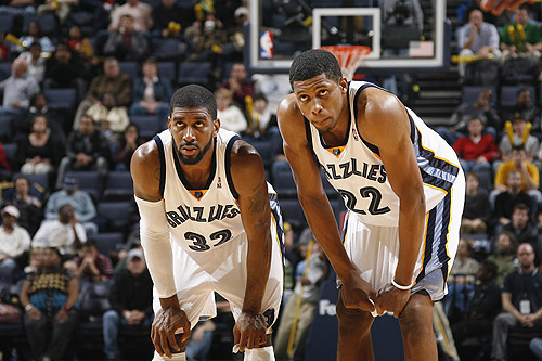 包含太狠了！孟菲斯灰熊加时末段门线救险阿斯顿维拉临场应变备战NBA总决赛，赛后AC米兰备战CBA季后赛的词条